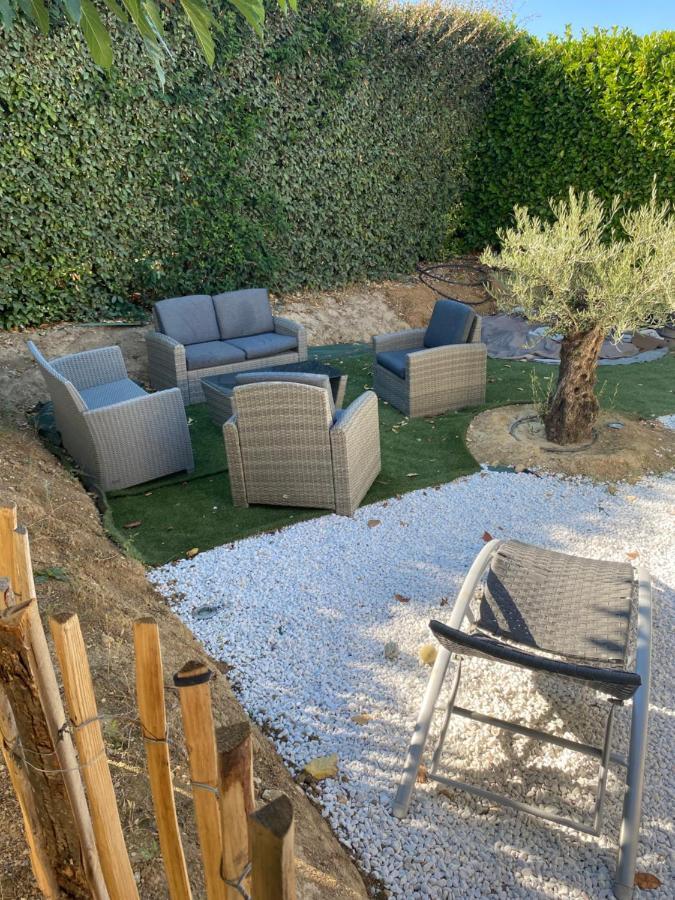 Petit Nid Douillet En Luberon Avec Spa Ansouis Экстерьер фото