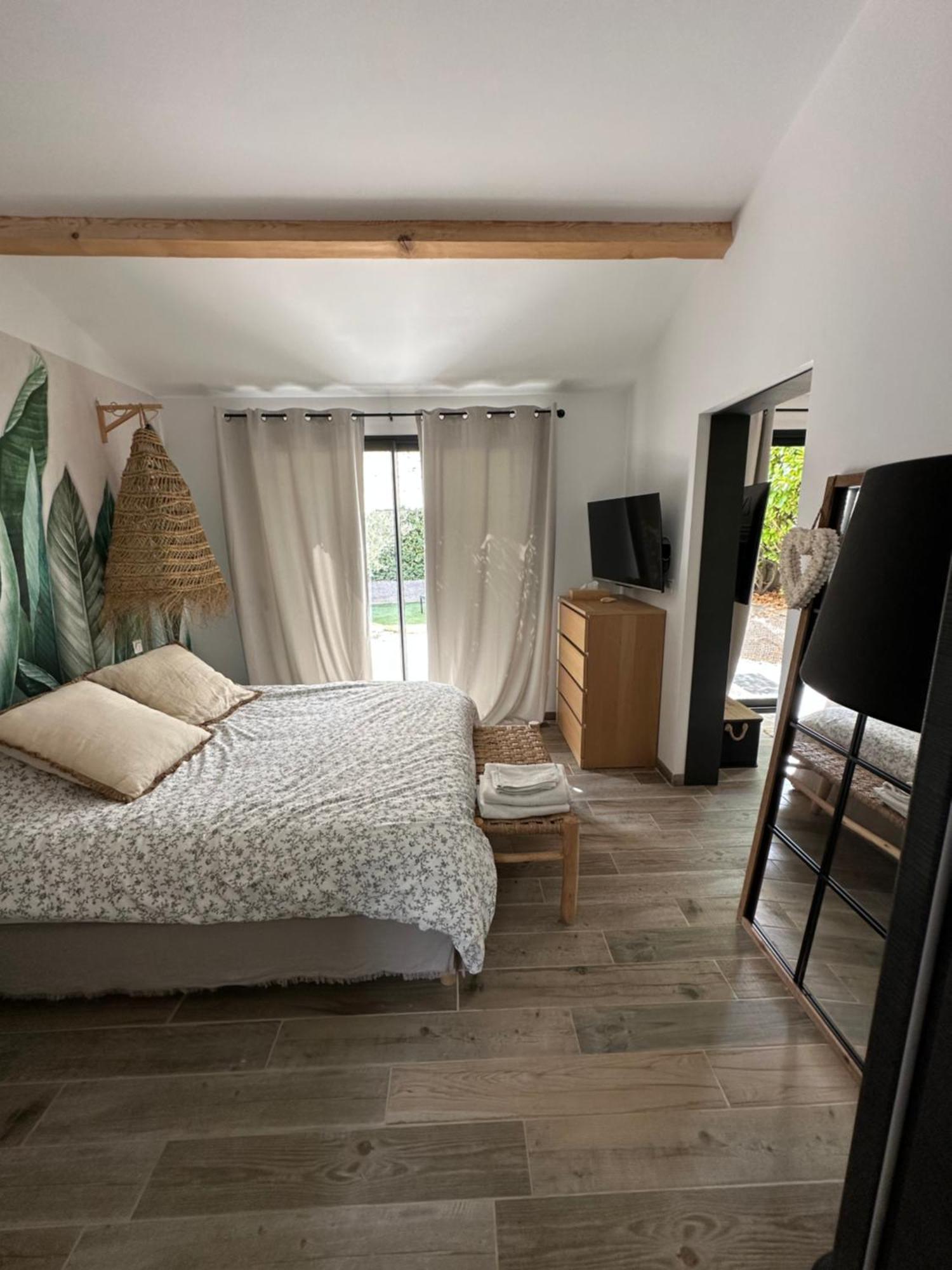 Petit Nid Douillet En Luberon Avec Spa Ansouis Экстерьер фото